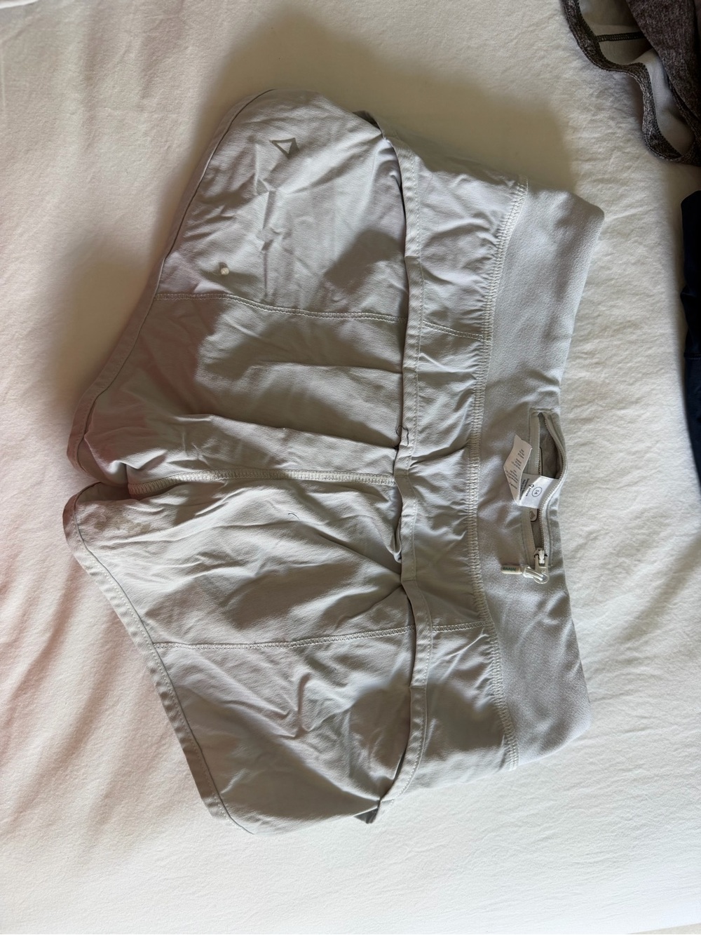 Ivivva Light Gray Athletic Shorts